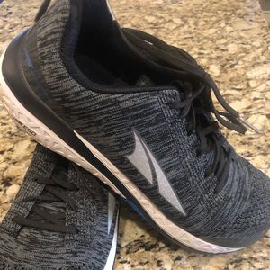 Altra Paradigm 4.0 size 12